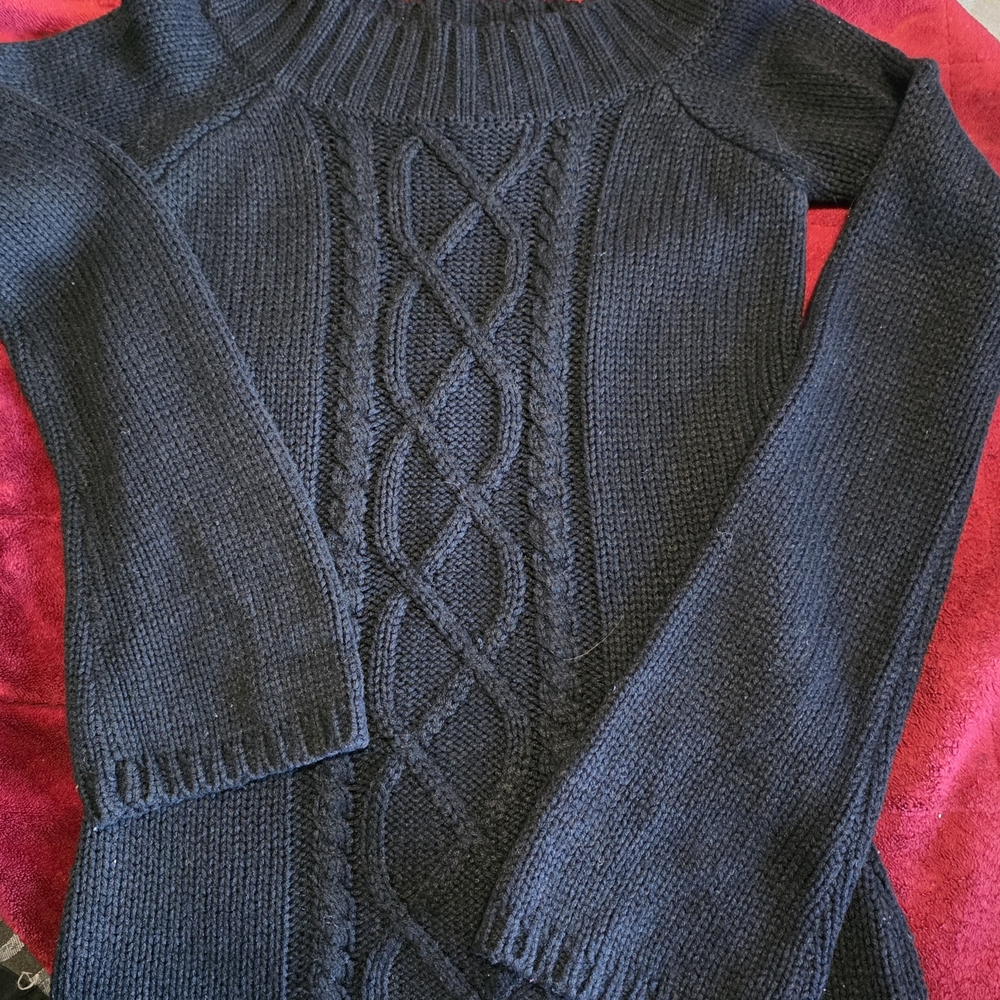 Elegant Black Cable Knit Turtleneck Sweater